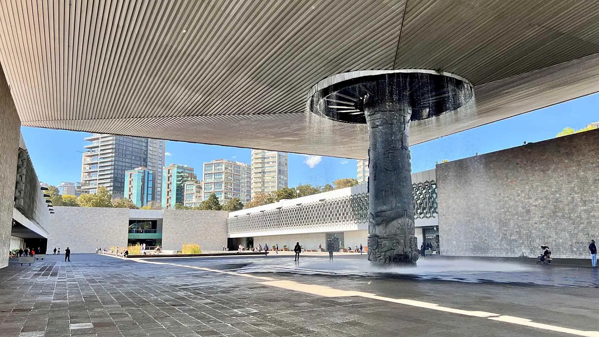 MUSEO NACIONAL DE ANTROPOLOGÍA