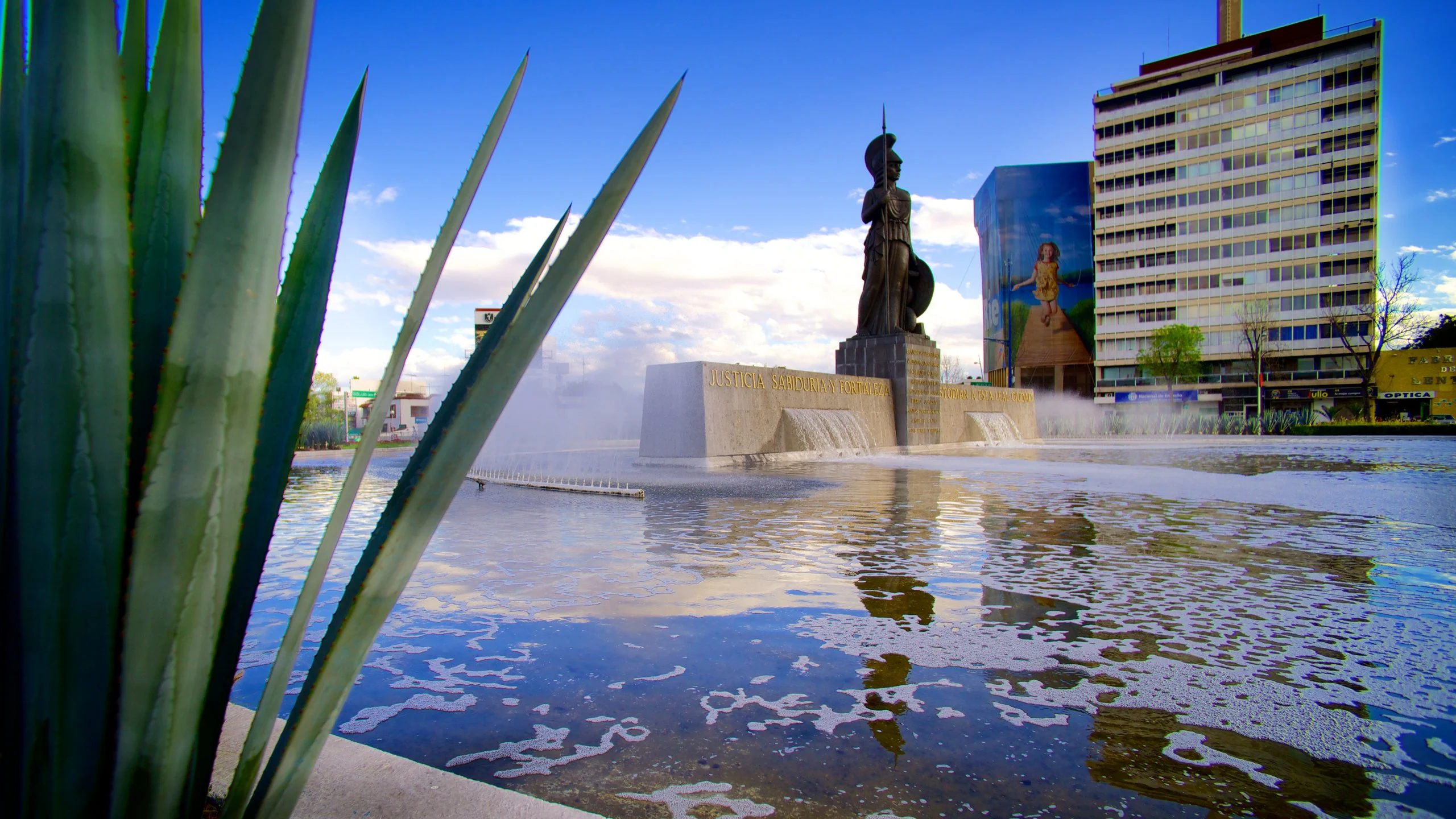 RENOVANDO LA MINERVA