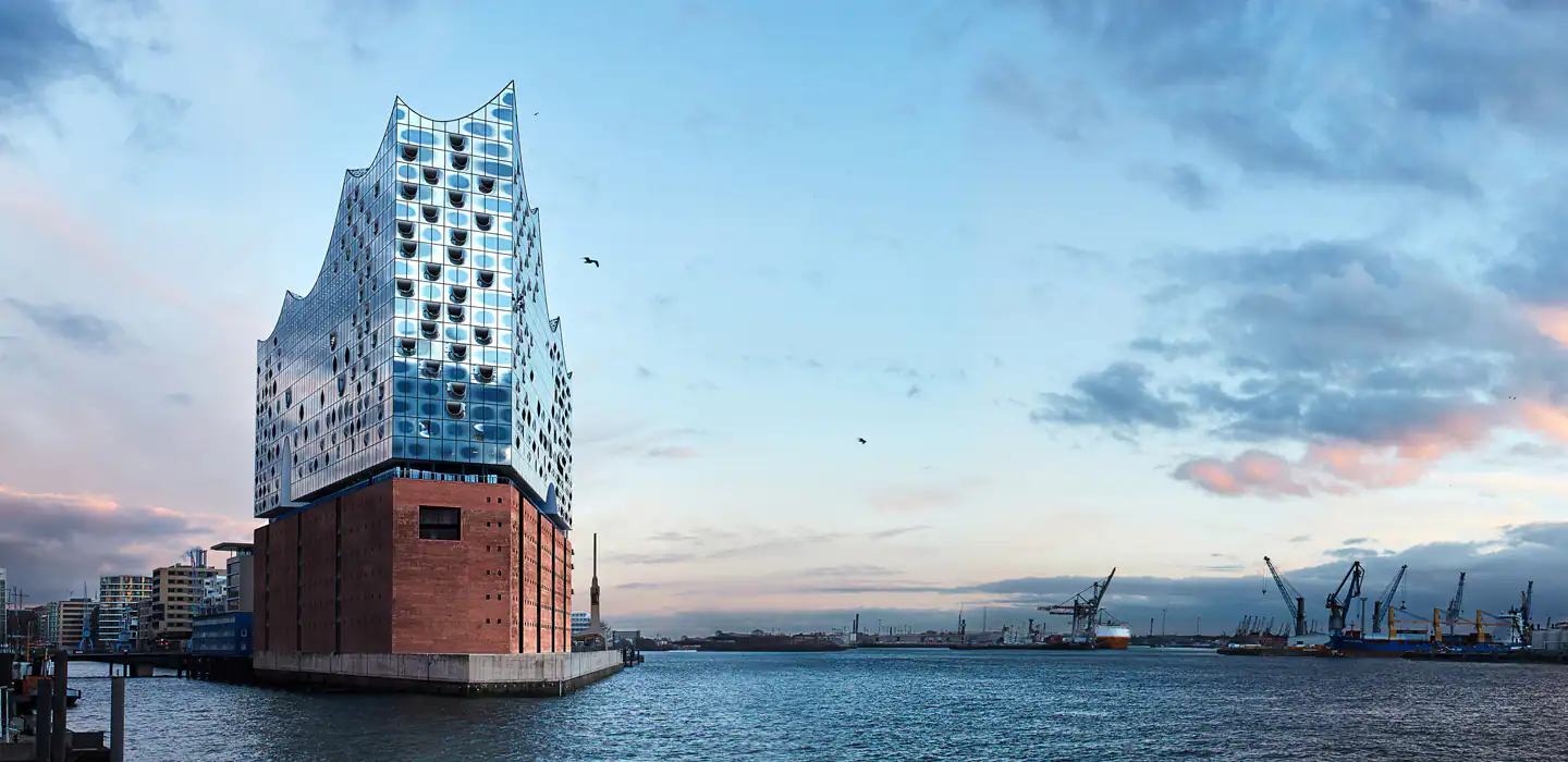 ELBPHILHARMONIE